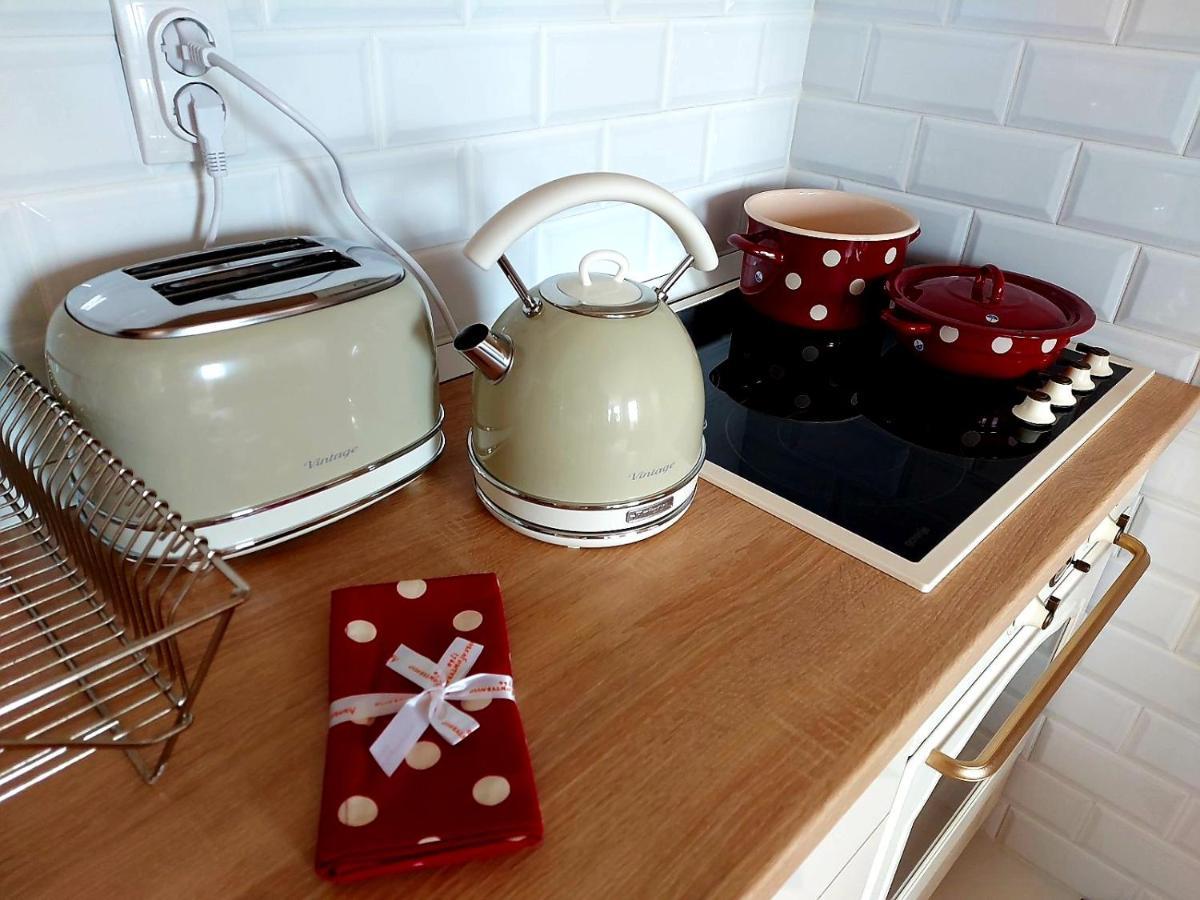 Lilly Dream Home Apartment Retro Back To 60S And 70S SJJ Eksteriør bilde